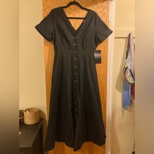 NWT Tuckernuck Kate Maxi Dress in Black, Size Medium